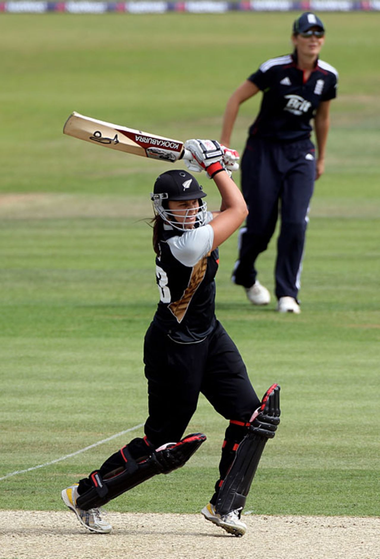 Suzie Bates hit eight fours and two sixes on her way to 68, England Women v New Zealand Women, 2nd T20I, Rose Bowl, July 1, 2010