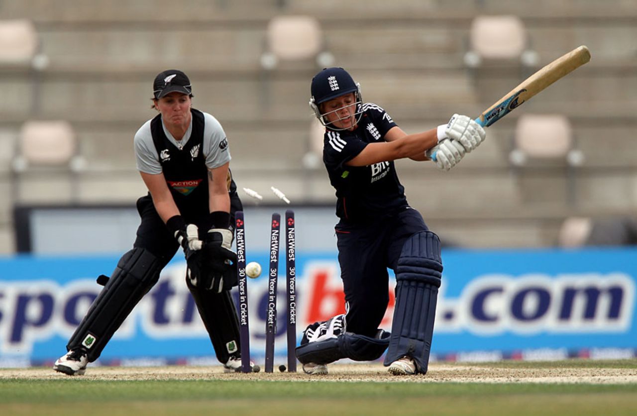 Danielle Hazell was bowled by Lucy Doolan as England slipped to a narrow defeat, England Women v New Zealand Women, 2nd T20I, Rose Bowl, July 1, 2010
