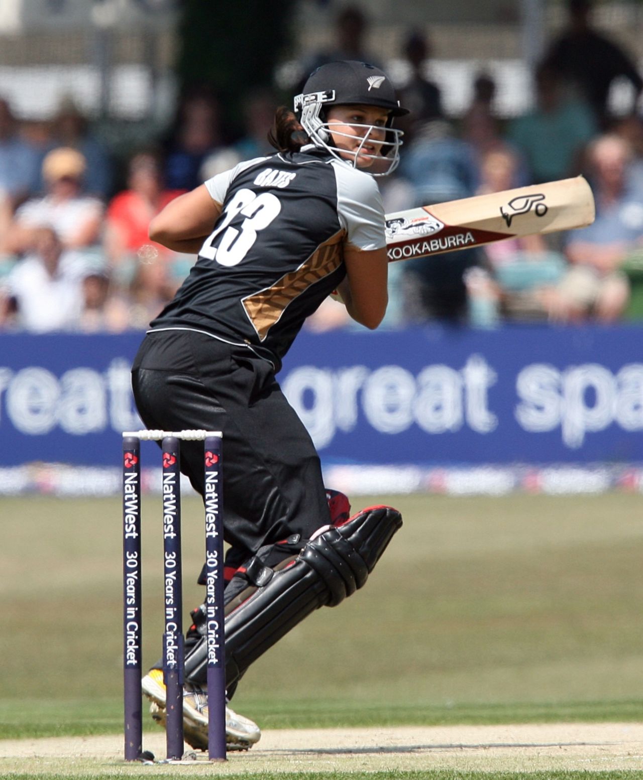 Suzie Bates top-scored for New Zealand with 26, England Women v New Zealand Women, 3rd Twenty20, Hove, July 2, 2010