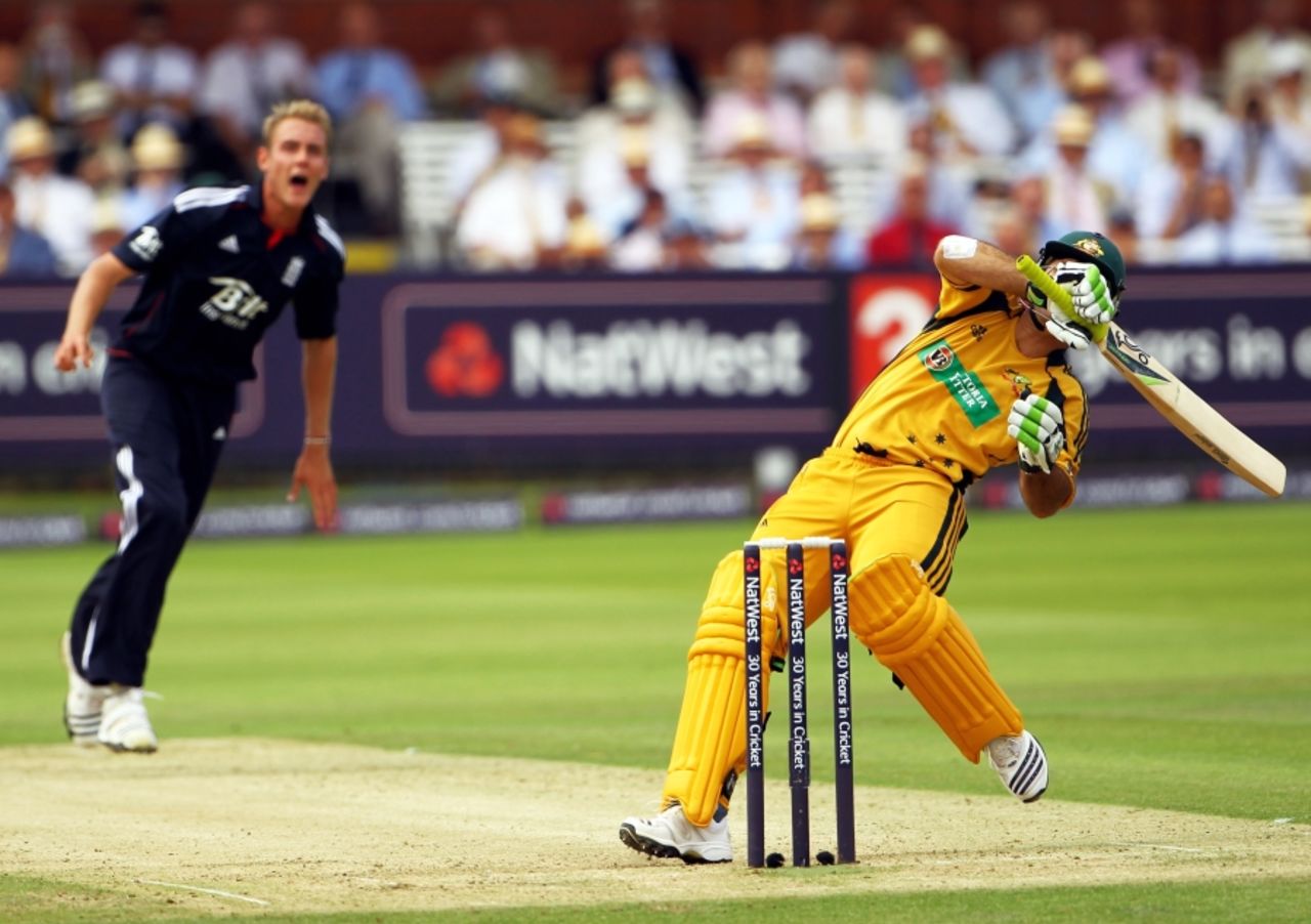 Ricky Ponting was undone by a bouncer from Stuart Broad when he had made just 15, England v Australia, 5th ODI, Lord's, July 3, 2010