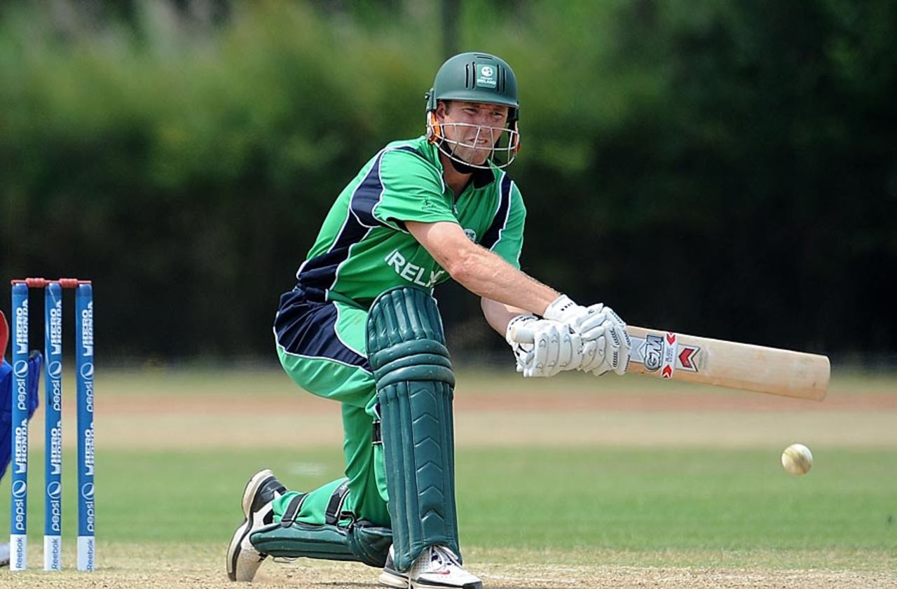 Andrew White plays the reverse sweep, Afghanistan v Ireland, ICC WCL Division 1, Rotterdam, July 3 2010