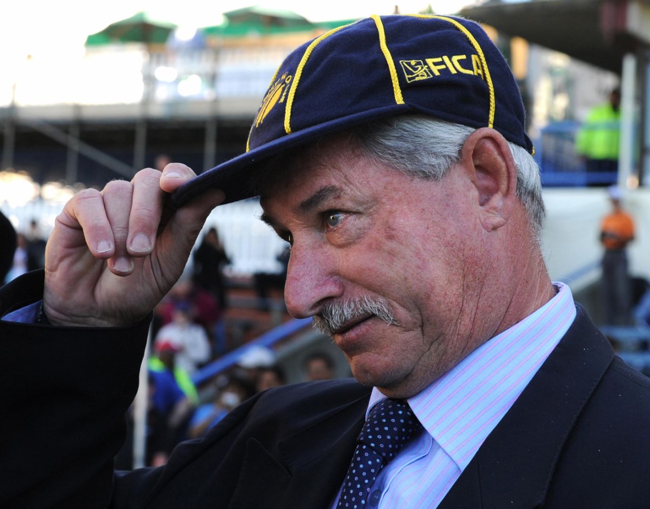 Richard Hadlee is inducted into the ICC's hall of fame, New Zealand v India, 3rd Test, Wellington, 1st day, April 3, 2009