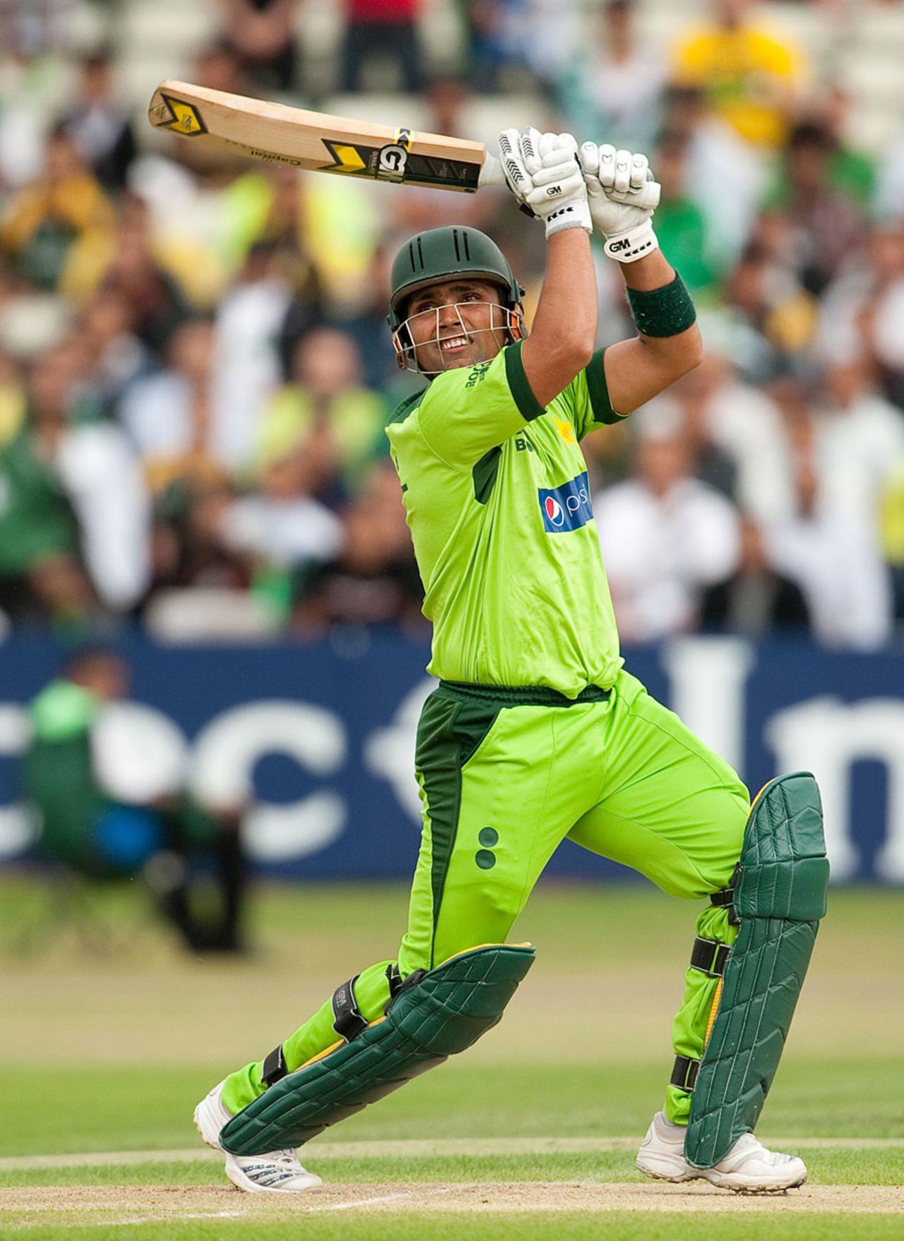 Kamran Akmal got Pakistan off to a good start, collecting 33 off 25 balls, Pakistan v Australia, 2nd Twenty20, Edgbaston, July 6 2010