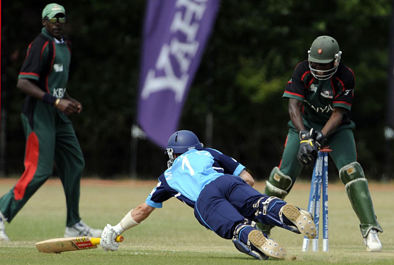 Preston Mommsen is run-out by Maurice Ouma for 11, Kenya v Scotland, ICC WCL Division 1, Rotterdam, July 7, 2010