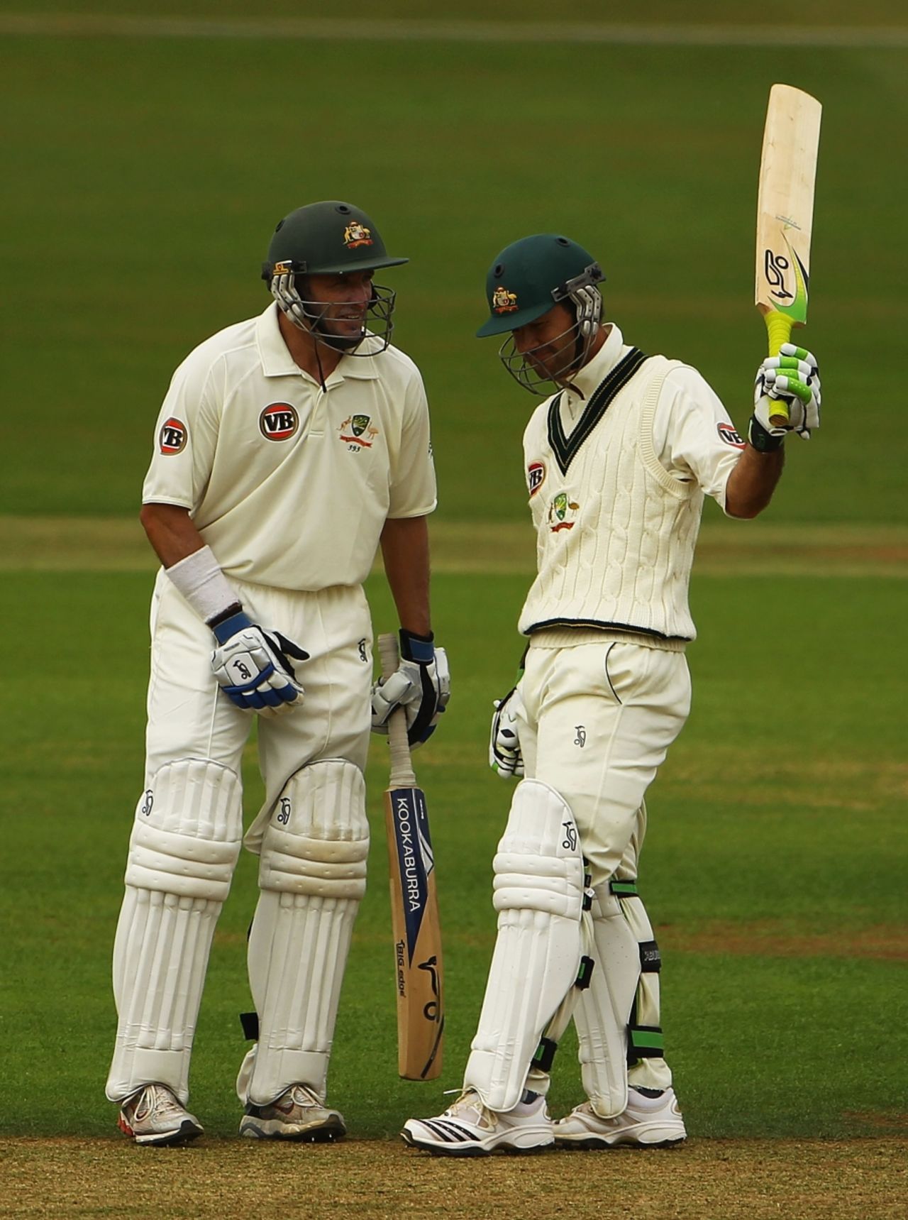 Mike Hussey and Ricky Ponting put together a massive fourth wicket partnership on day one, Derbyshire v Australians, Tour match, Derby, July 8, 2010