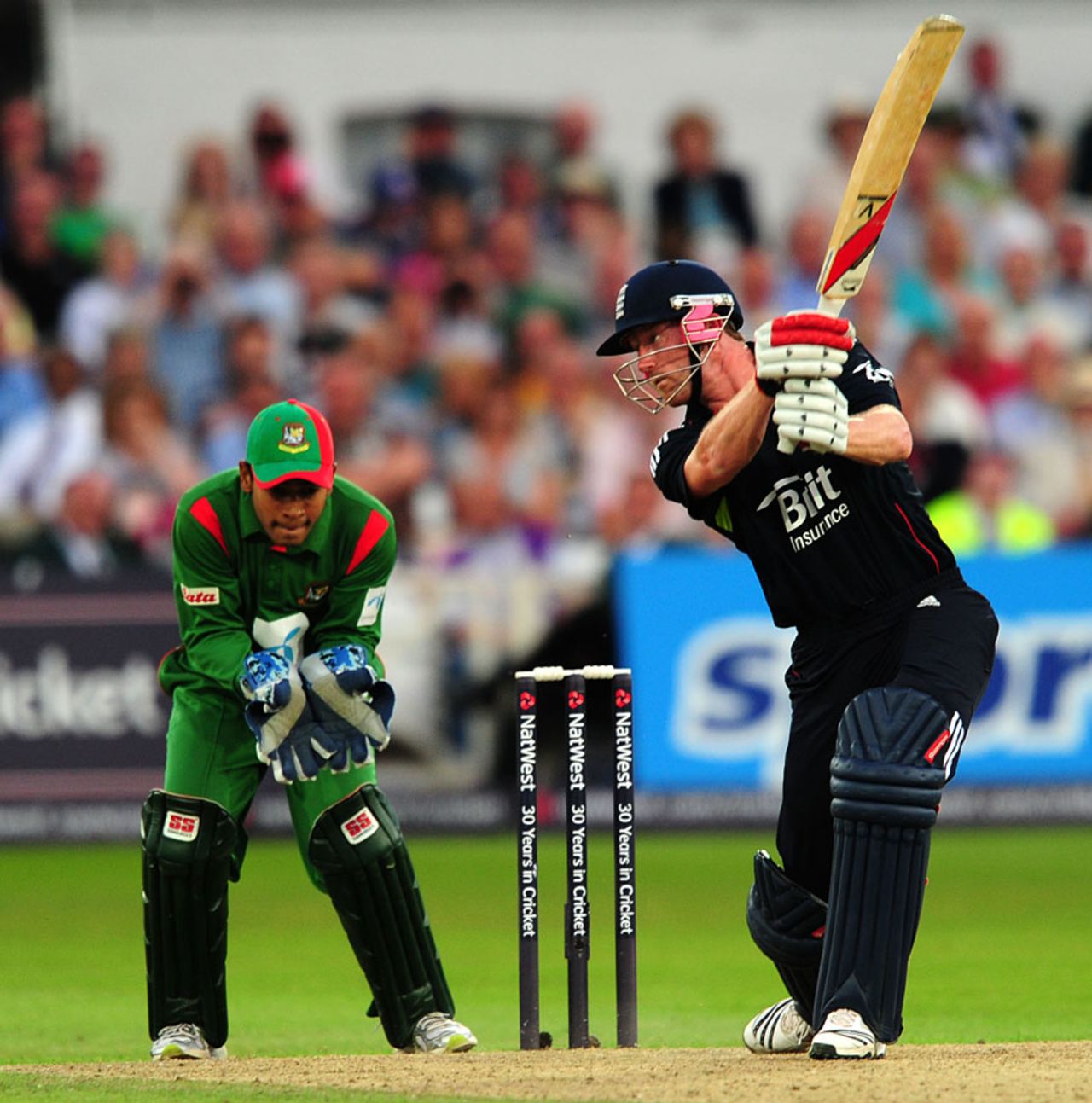Paul Collingwood steadied England after the loss of the openers, England v Bangldesh, 1st ODI, Trent Bridge, July 8, 2010