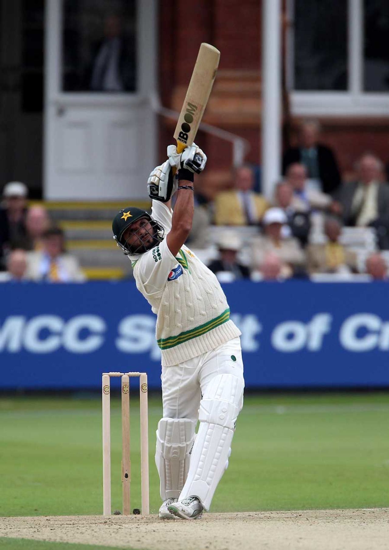 Shahid Afridi launches a straight six during his short onslaught, Pakistan v Australia, 1st Test, Lord's, July 14, 2010