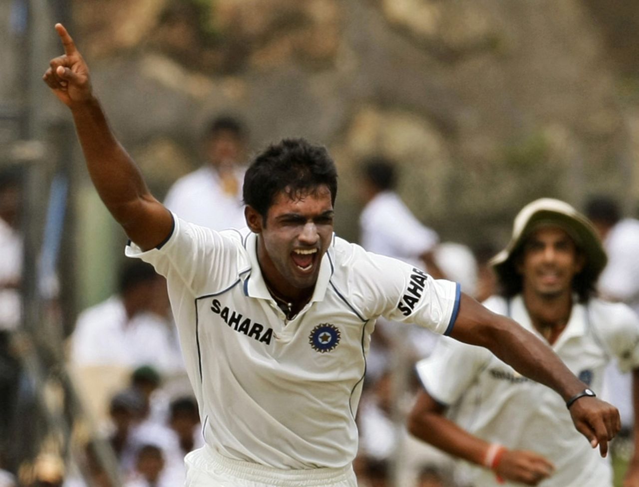 Abhimanyu Mithun removed Thilan Samaraweera for 0, Sri Lanka v India, 1st Test, Galle, 3rd day, July 20, 2010