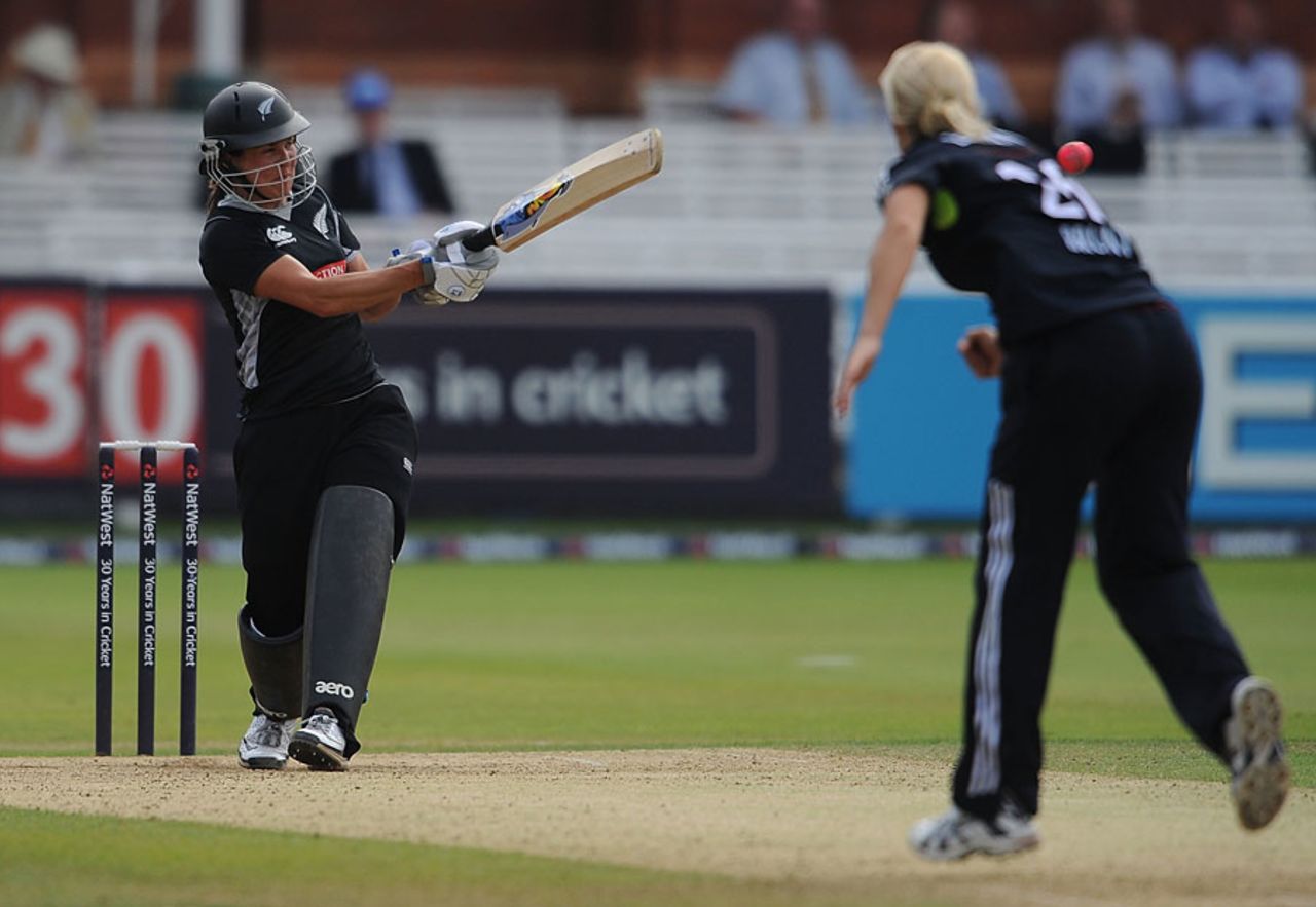 Sara McGlashan guided New Zealand to victory with an unbeaten 65, England Women v New Zealand Women, 5th ODI, Lord's, July 20, 2010