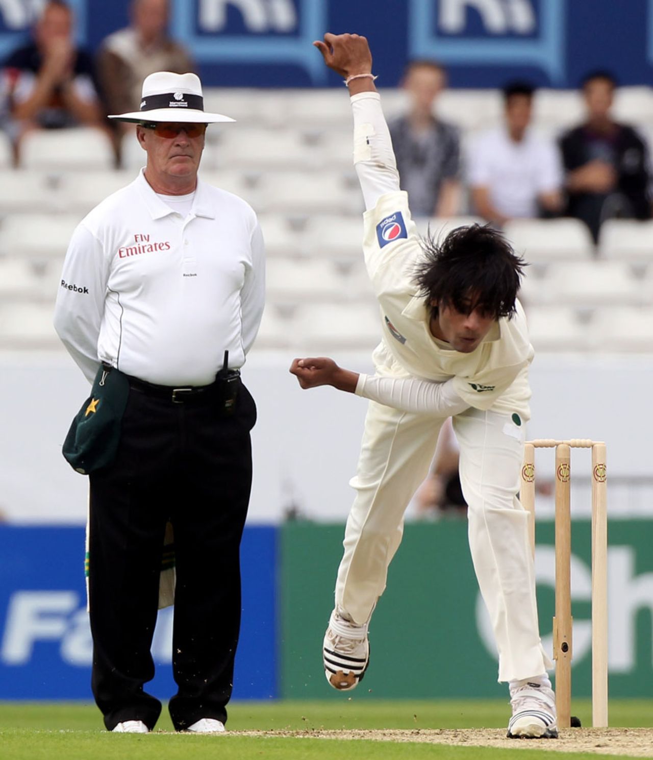 Mohammad Amir bowls during the second Test at Headingley, which will be Rudi Koertzen's last as an umpire, Pakistan v Australia, 2nd Test, Headingley, July 21, 2010