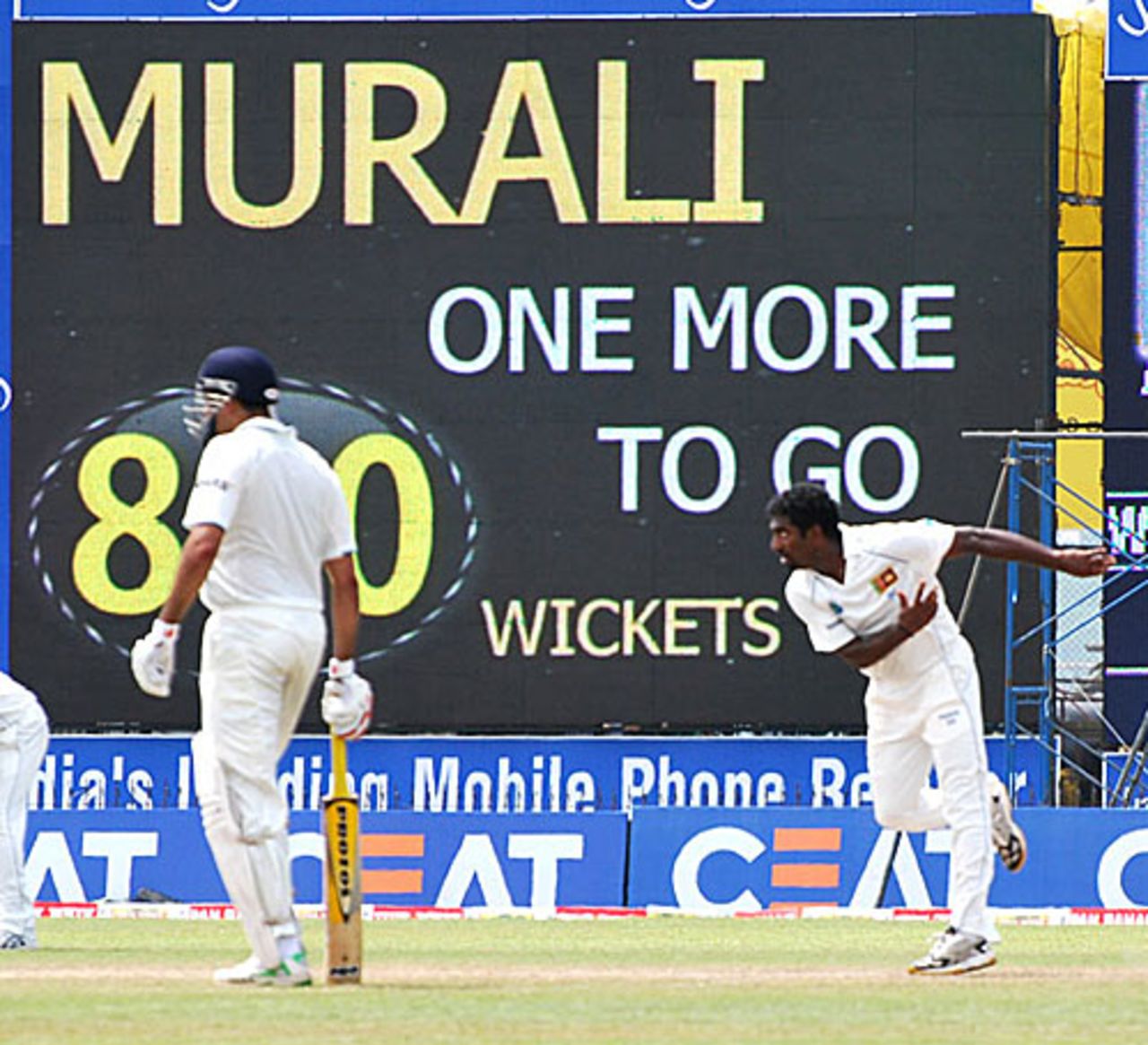 Muttiah Muralitharan was stuck on 799 wickets for a long time, Sri Lanka v India, 1st Test, Galle, 5th day, July 22, 2010