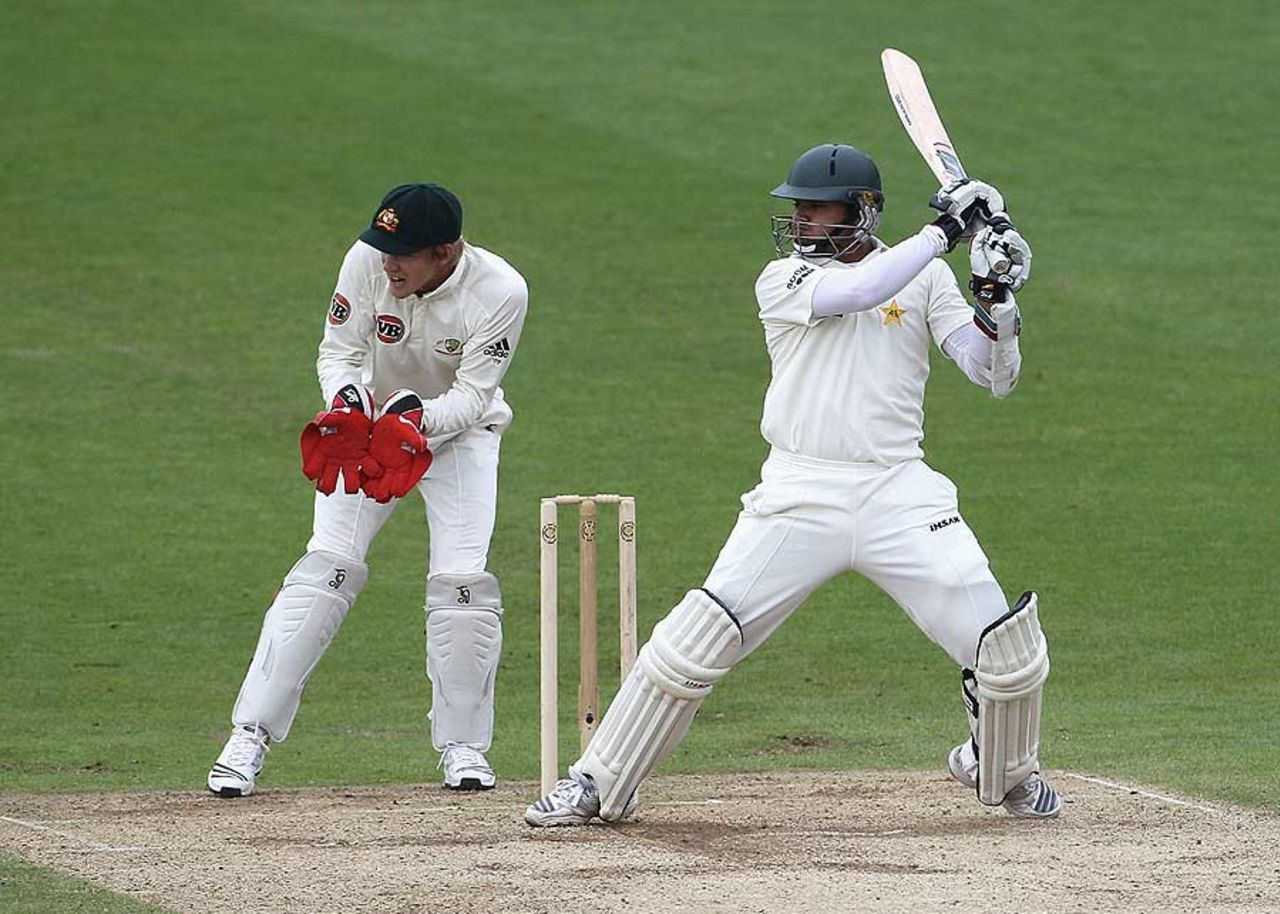 Azhar Ali played a calm role to reach 47 not out as Pakistan closed in on victory at Headingley, Pakistan v Australia, 2nd Test, Headingley, 3rd day, July 23 2010