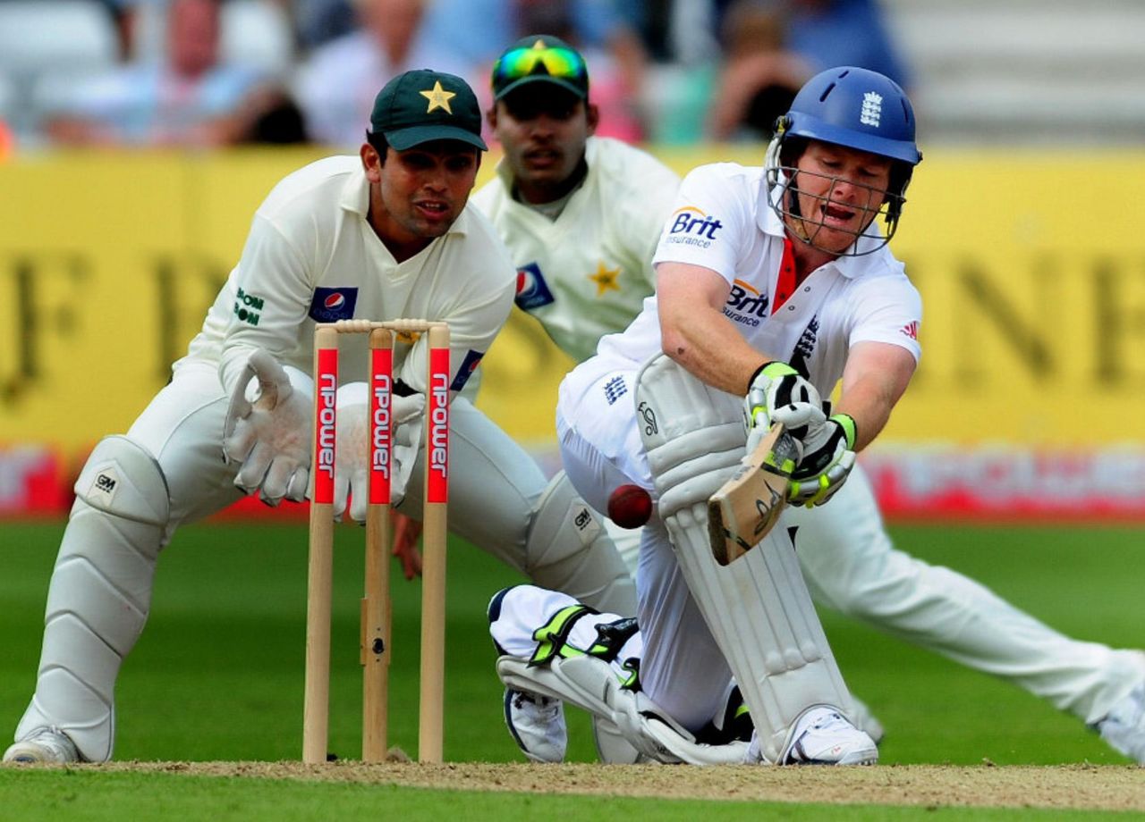 Eoin Morgan led England's recovery on the opening day, England v Pakistan, 1st Test, Trent Bridge, July 29, 2010