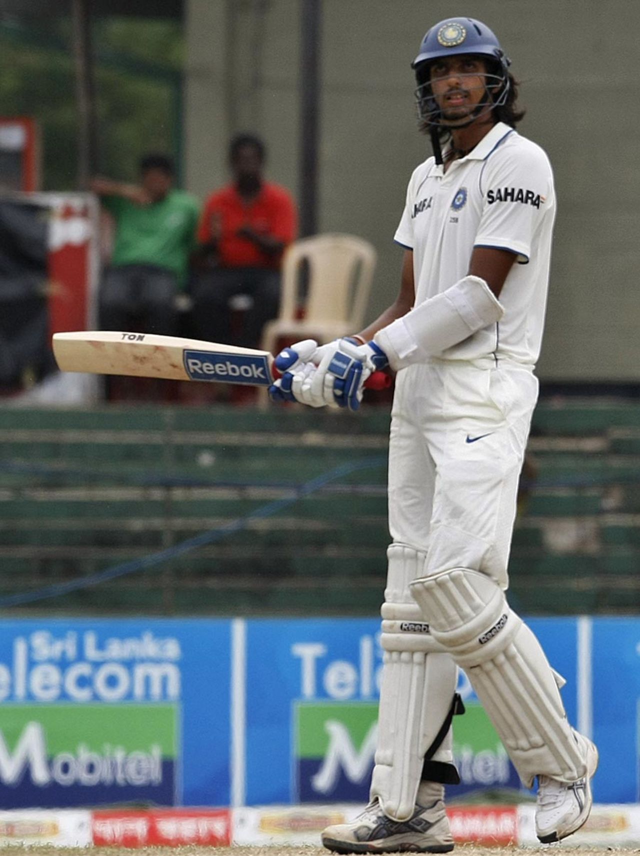 Ishant Sharma frustrated Sri Lanka in the morning session, Sri Lanka v India, 2nd Test, SSC, 5th day, July 30, 2010