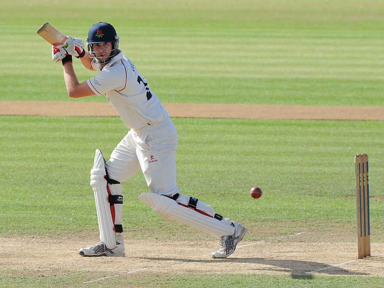 Tom Smith ground his way to a 155-ball fifty to haul Lancashire back into the game, Hampshire v Lancashire, County Championship, Division One, Rose Bowl, July 31, 2010