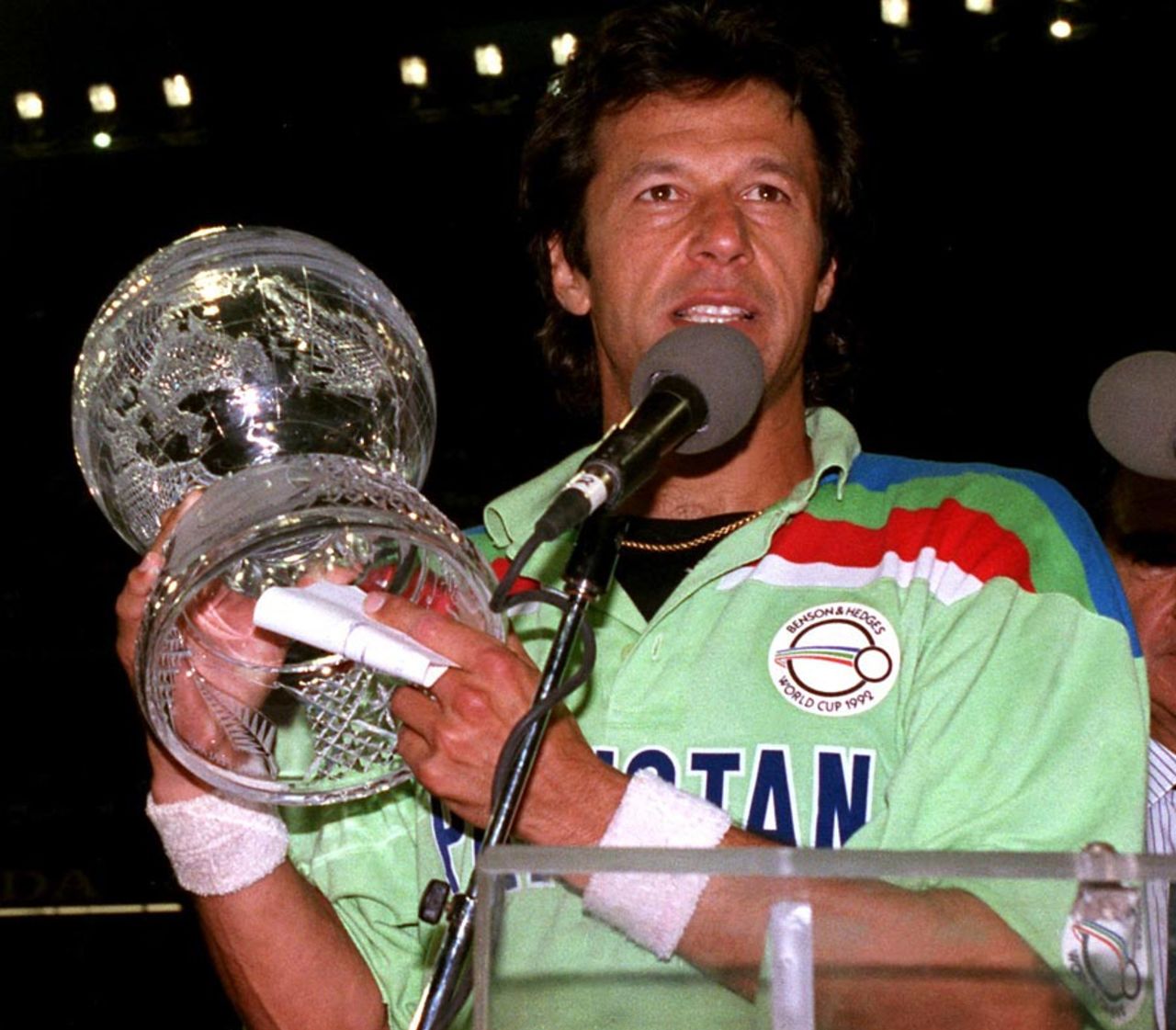 Imran Khan delivers his victory speech, England v Pakistan, World Cup final, Melbourne, March 25 1992