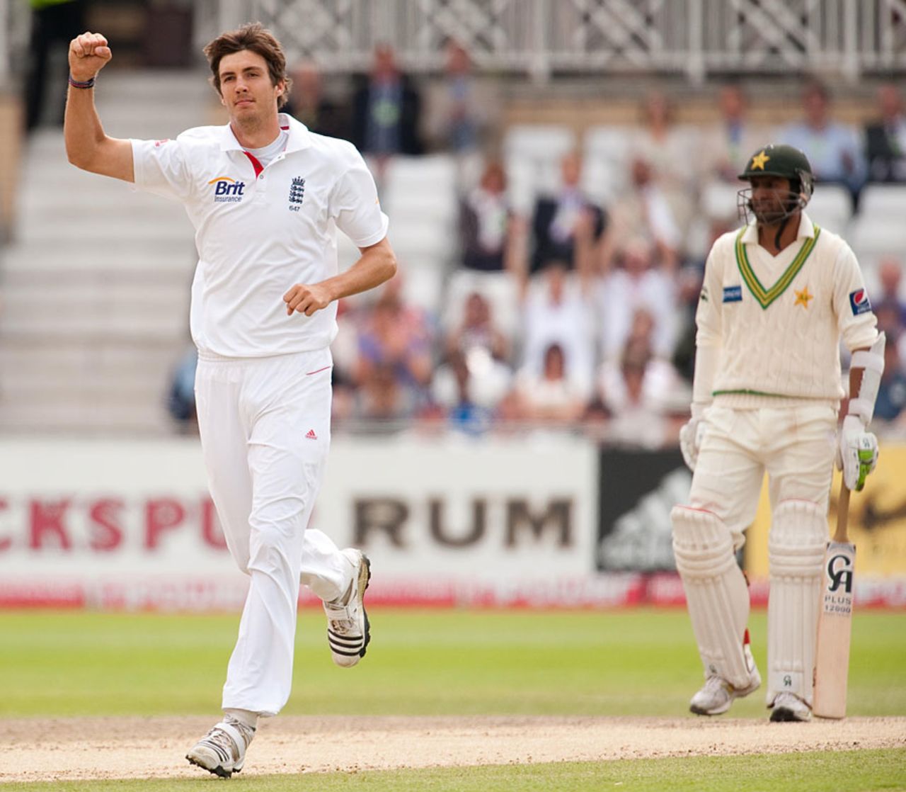 Steven Finn ended Mohammad Aamer's resistance in his first over of the day, England v Pakistan, 1st Test, Trent Bridge, 1 August 2010