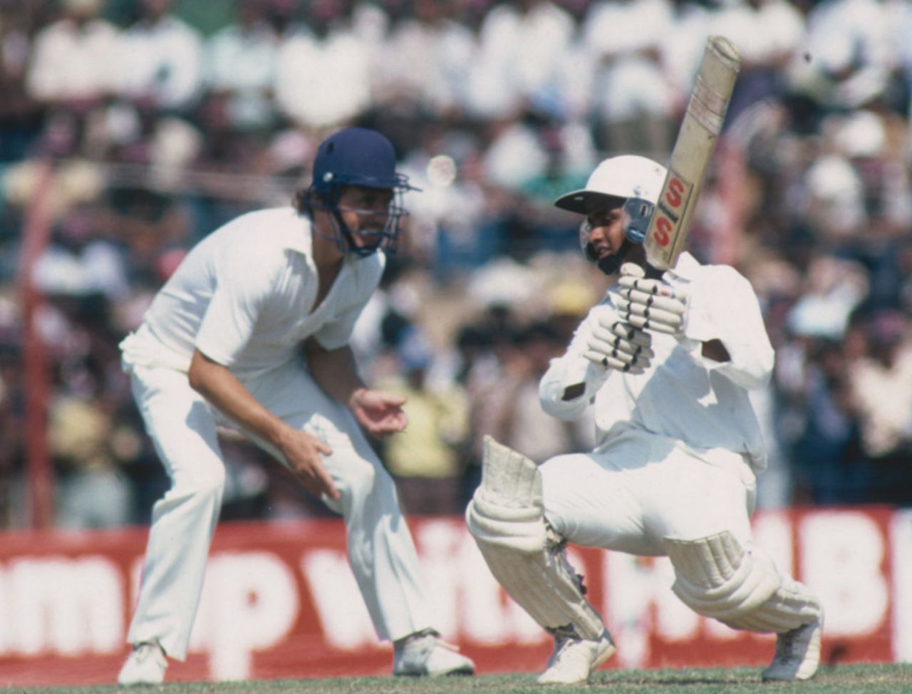 Arjuna Ranatunga hits out, Sri Lanka v England, Only Test, P Sara Oval, 1st day, February 17, 1982