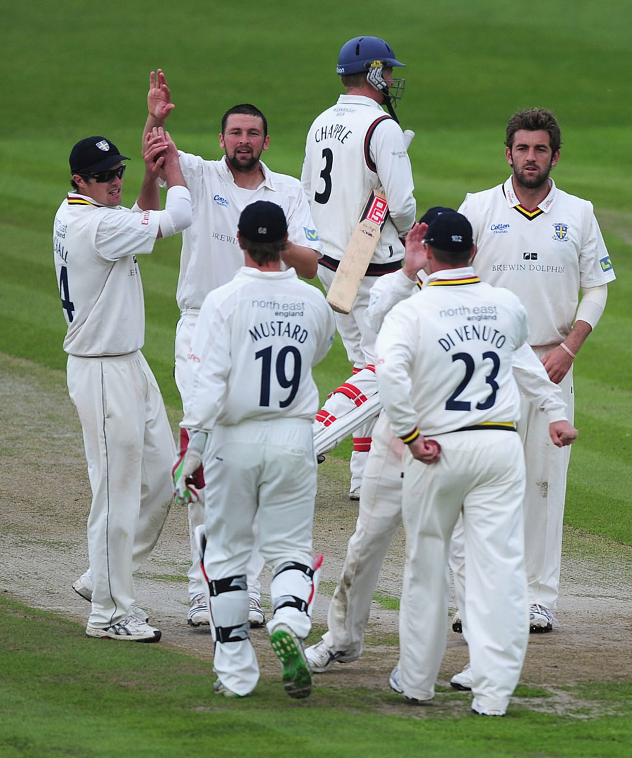 Steve Harmison is congratulated by his team-mates after removing  Glen Chapple, Lancashire v Durham, County Championship, Division One, Old Trafford, August 10, 2010