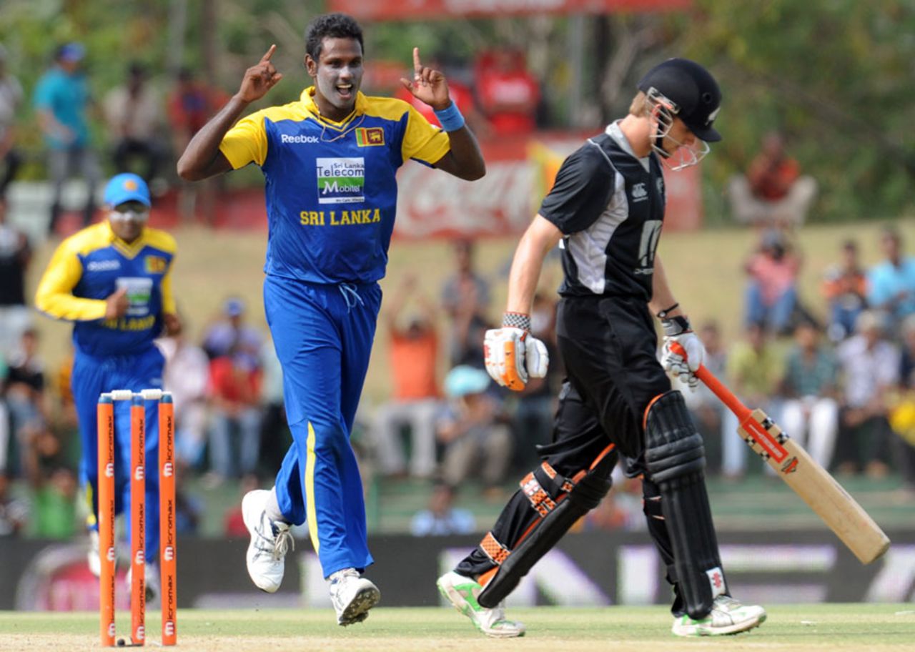 Angelo Mathews dismissed Kane Williamson for his second consecutive duck, Sri Lanka v New Zealand, tri-series, 2nd ODI, Dambulla, August 13, 2010