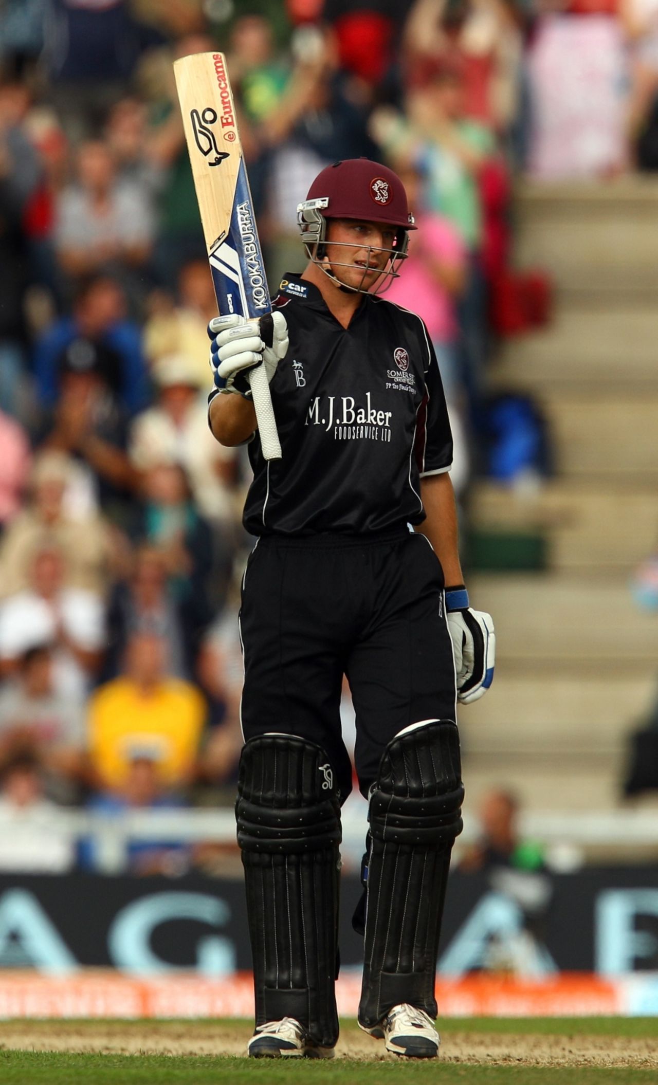 Jos Buttler acknowledges applause for his 21-ball fifty, Nottinghamshire v Somerset, Friends Provident t20 Semi-Final, Rose Bowl, August 14 2010
