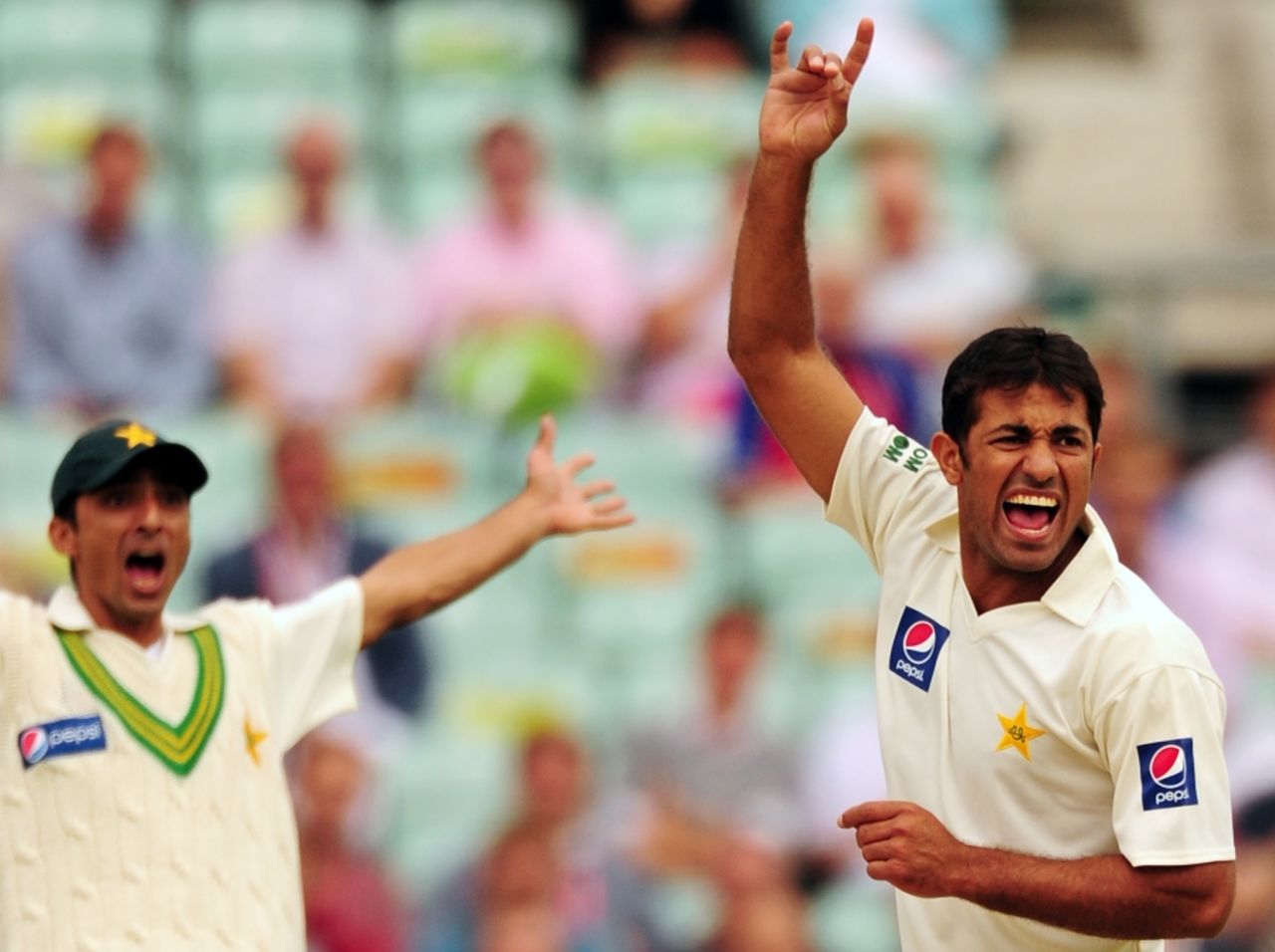 Wahab Riaz appeals for the wicket of Andrew Strauss on the first morning at The Oval, England v Pakistan, 3rd Test, The Oval, August 18, 2010
