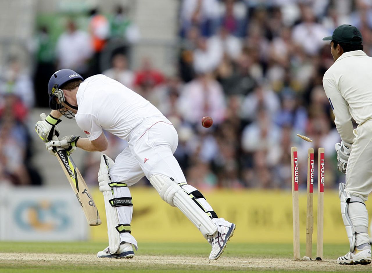 Eoin Morgan became Saeed Ajmal's third wicket when he was bowled by a doosra, England v Pakistan, 3rd Test, The Oval, August 20, 2010