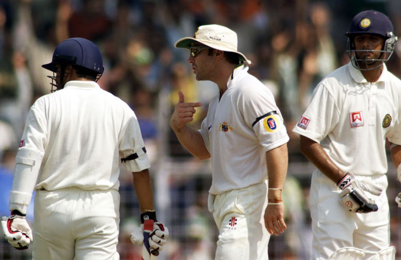 Michael Slater remonstrates with Sachin Tendulkar and Rahul Dravid after a catch he claimed was not awarded, India v Australia, first Test, Mumbai, 1 March, 2001