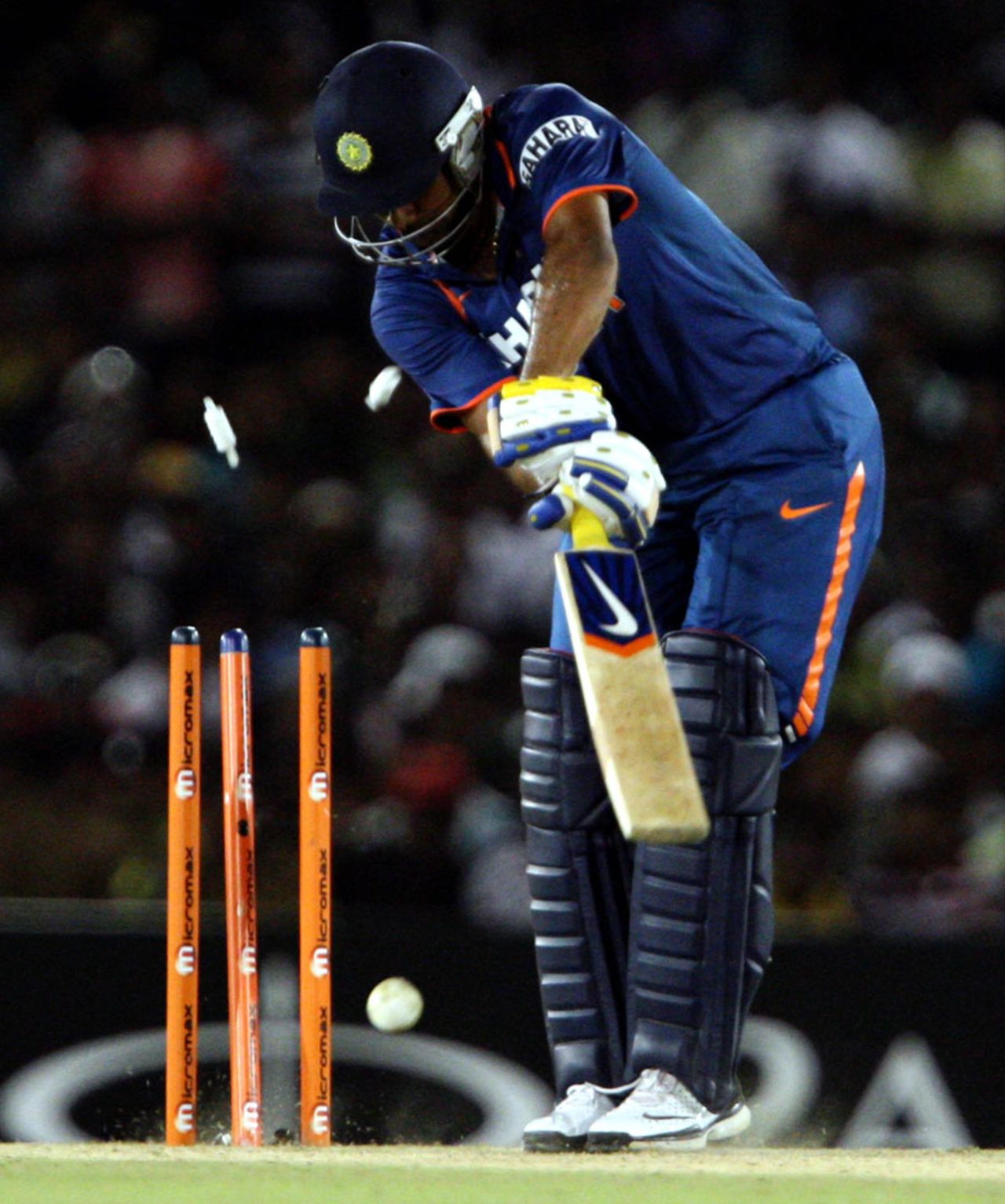 Praveen Kumar is bowled by a Lasith Malinga yorker, Sri Lanka v India, tri-series final, Dambulla, August 28, 2010