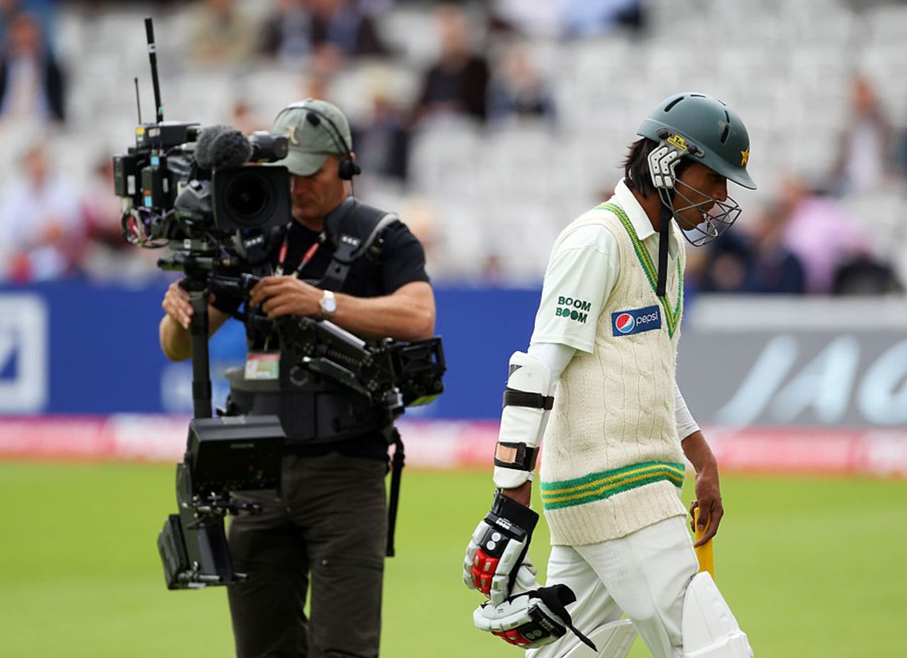 Mohammad Amir walks off after being bowled for a duck, England v Pakistan, 4th Test, Lord's, August 29, 2010