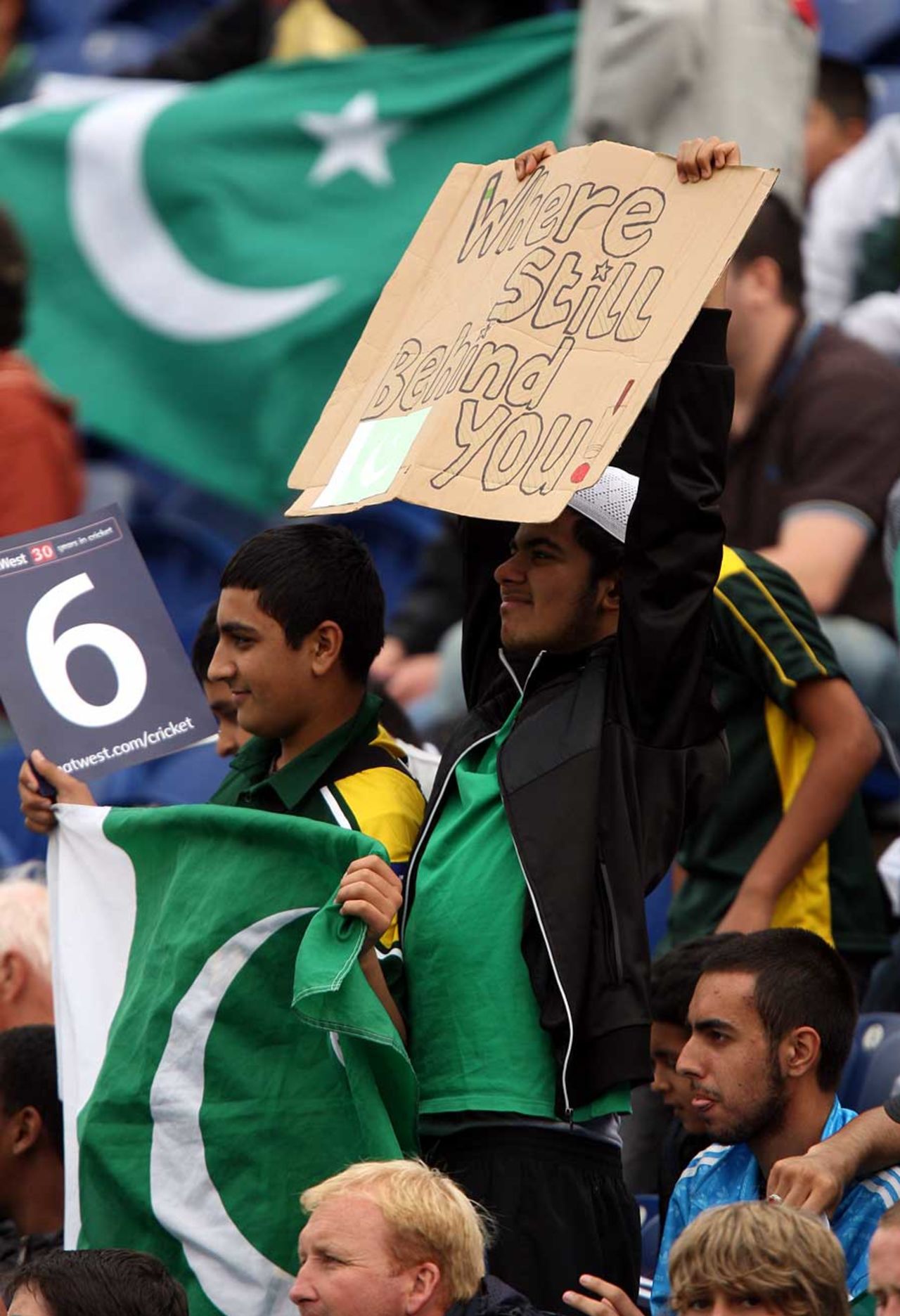 There was some support for Pakistan in the Cardiff crowd, England v Pakistan, 1st T20I, Cardiff, September 5, 2010