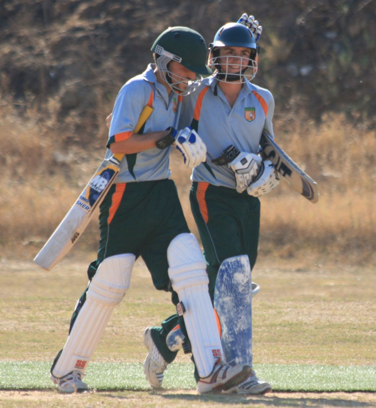 Gal Matz and Josh Evans (right) after their 107* run partnership