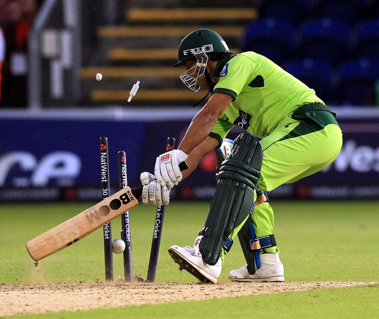 The innings ended with Shoaib Akhtar being bowled by Tim Bresnan, England v Pakistan, 2nd T20I, Cardiff, September 7, 2010