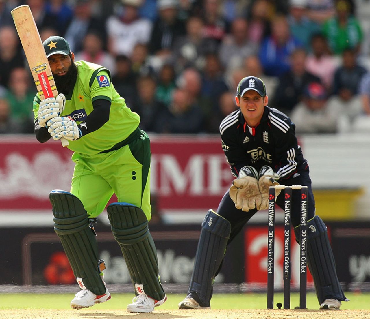 Mohammad Yousuf batted with languid ease as Pakistan built a big total, England v Pakistan, 2nd ODI, Headingley, September 12, 2010