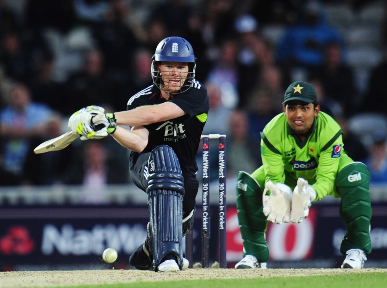 Eoin Morgan guided England's chase with a typically inventive half-century, England v Pakistan, 3rd ODI, The Oval, September 17 2010