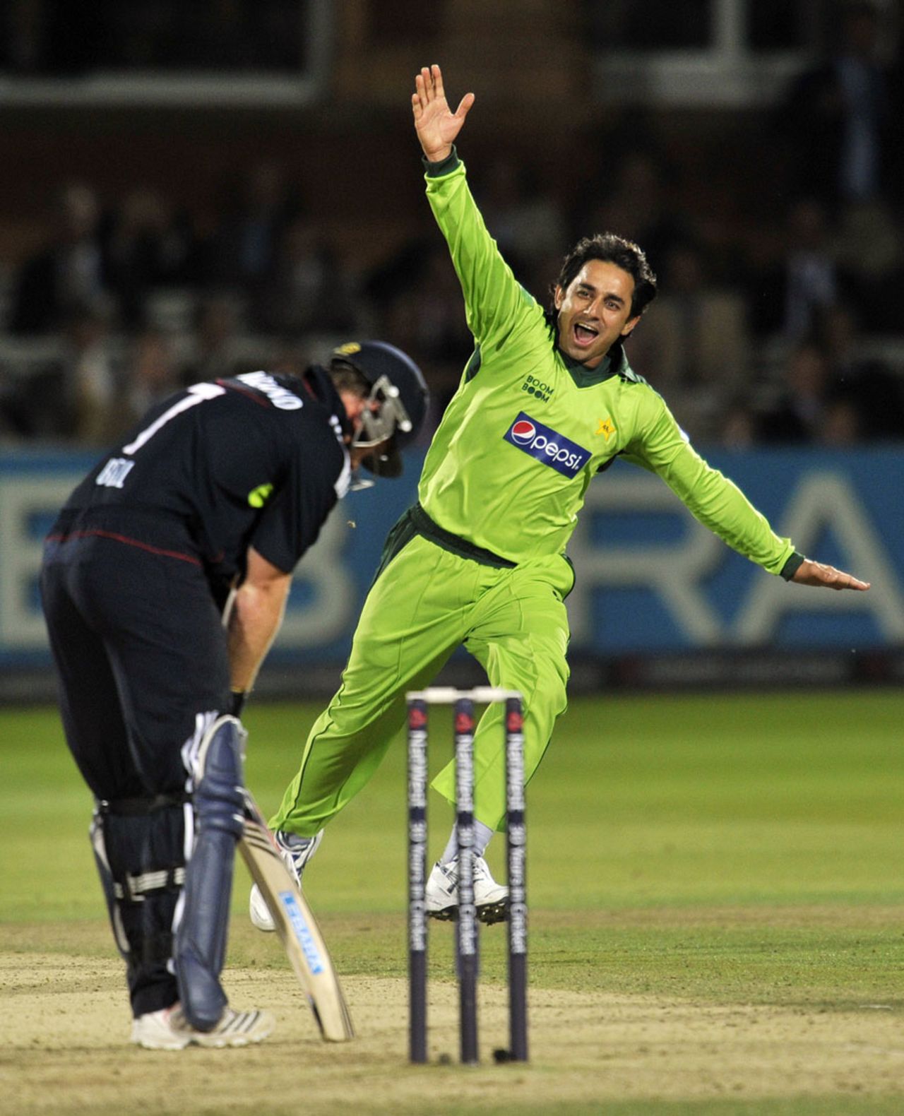 Saeed Ajmal had Ian Bell caught in the covers to leave England in deep trouble, England v Pakistan, 4th ODI, Lord's, September 20, 2010