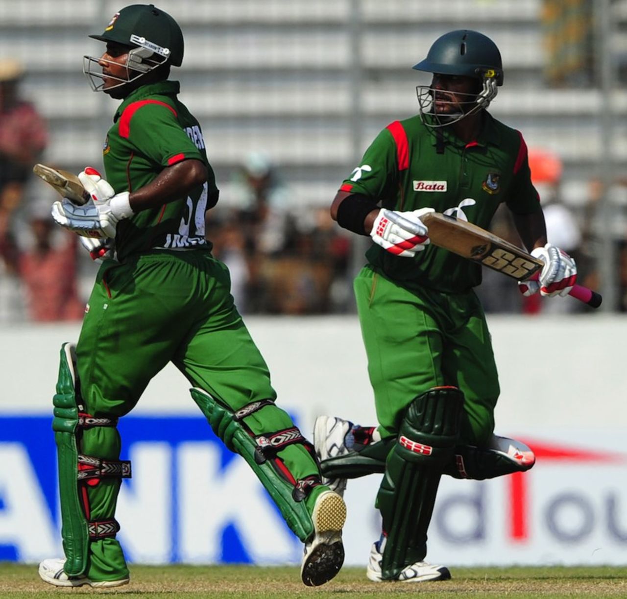 Shahriar Nafees and Imrul Kayes added 127 for the first wicket, Bangladesh v New Zealand, 3rd ODI, Mirpur, October 11, 2010