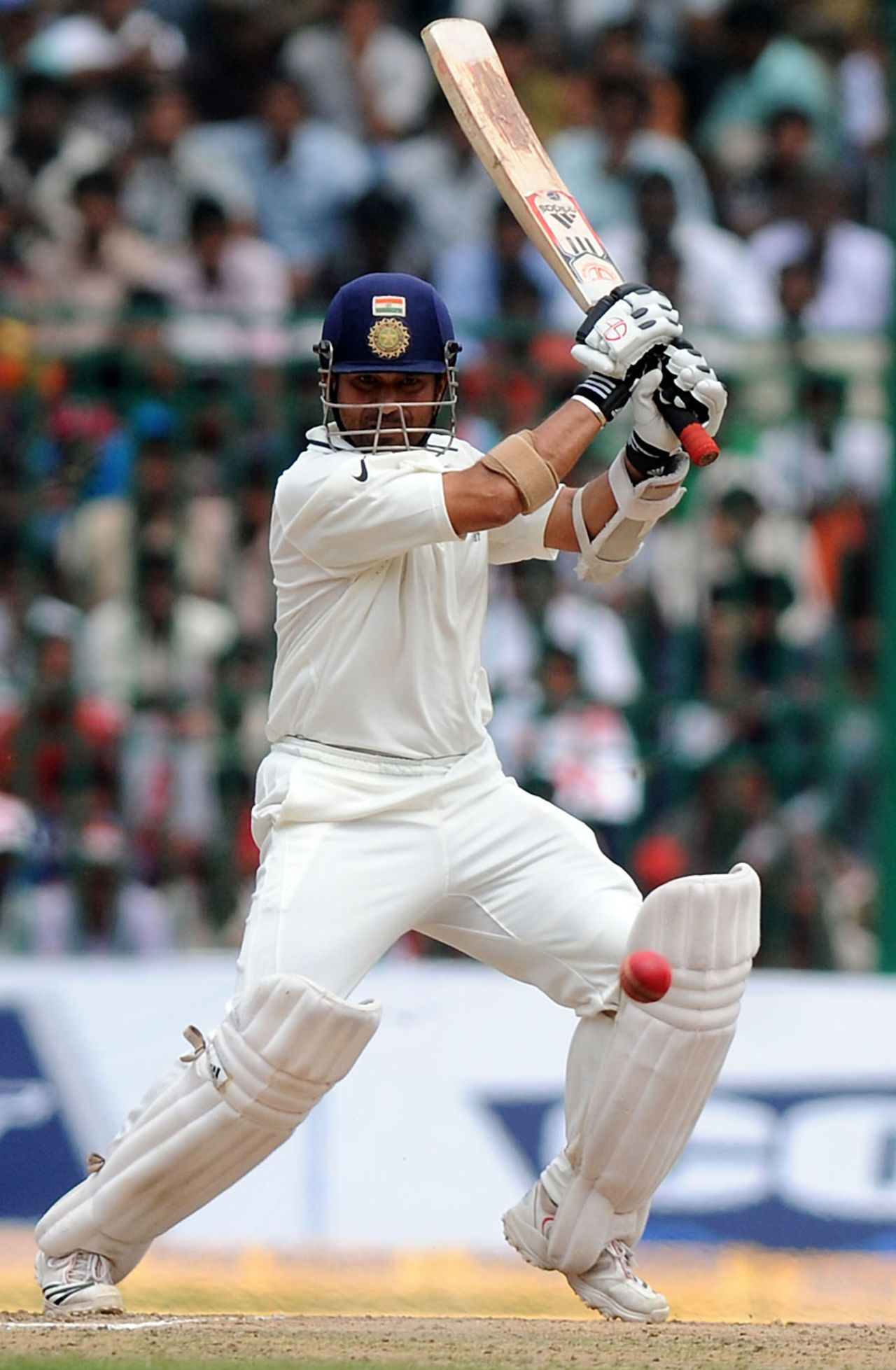 Sachin Tendulkar looked in imperious form, India v Australia, 2nd Test, Bangalore, 5th day, October 13, 2010