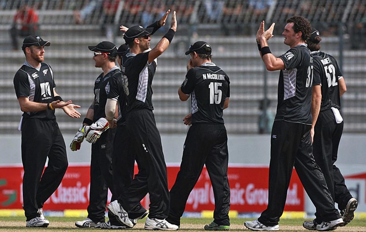 Kyle Mills celebrates one of his two wickets, Bangladesh v New Zealand, 4th ODI, Mirpur, October 14, 2010