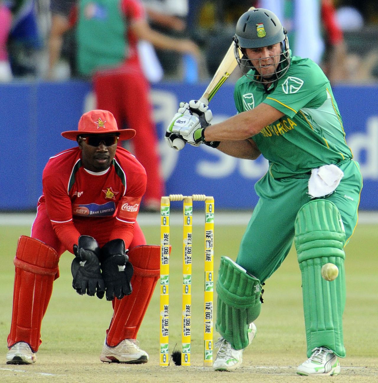 AB de Villiers rocks back to deal with the short ball, South Africa v Zimbabwe, 2nd ODI, Potchefstroom, October 17, 2010