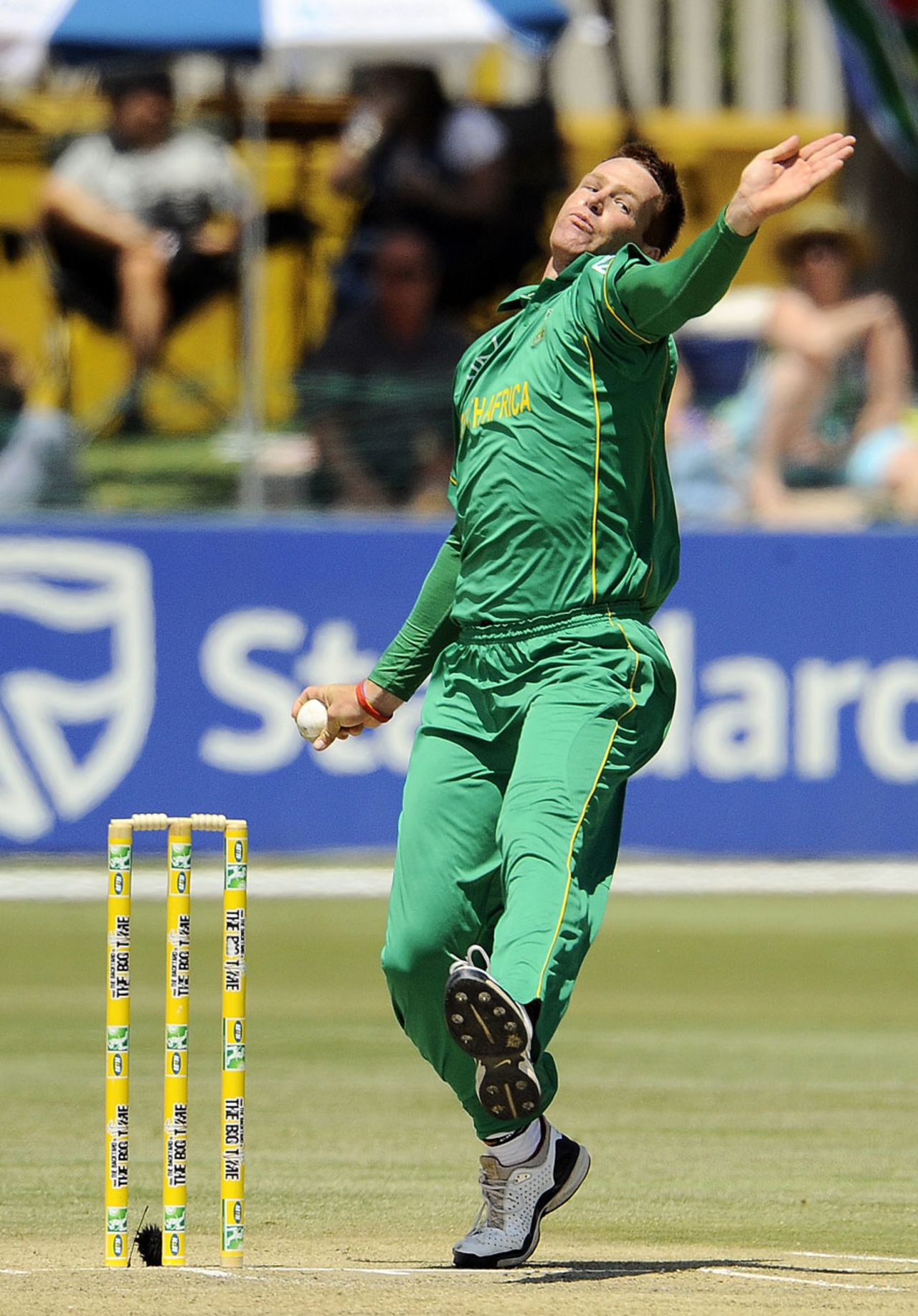 Rusty Theron bustles in during his five-wicket haul, South Africa v Zimbabwe, 2nd ODI, Potchefstroom, October 17, 2010