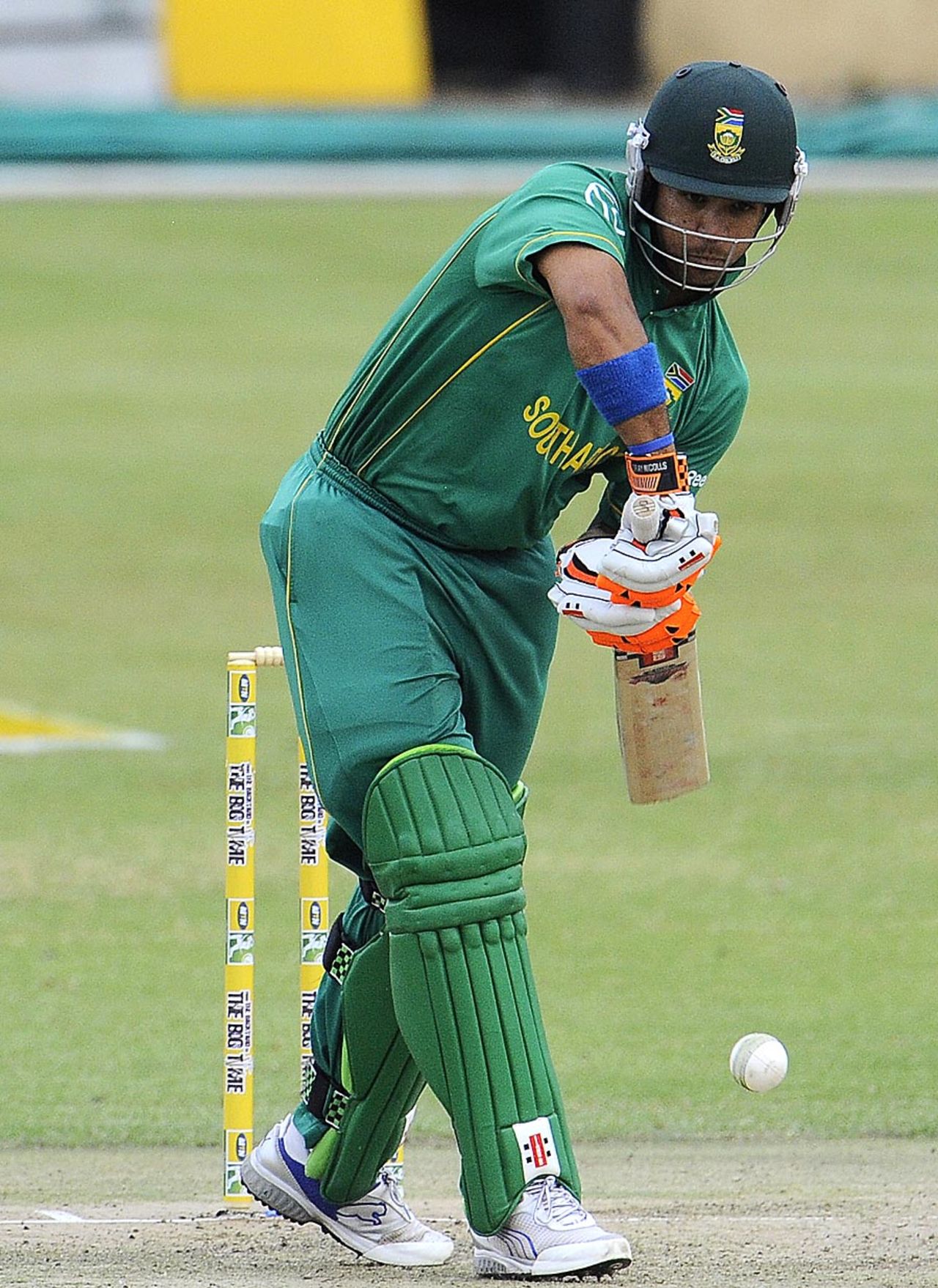JP Duminy took charge after South Africa lost their openers, South Africa v Zimbabwe, 3rd ODI, Benoni, October 22, 2010