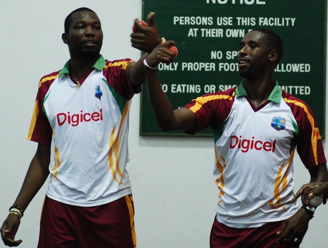 Sulieman Benn and Shane Shillingford at practice, Barbados, October 31, 2010