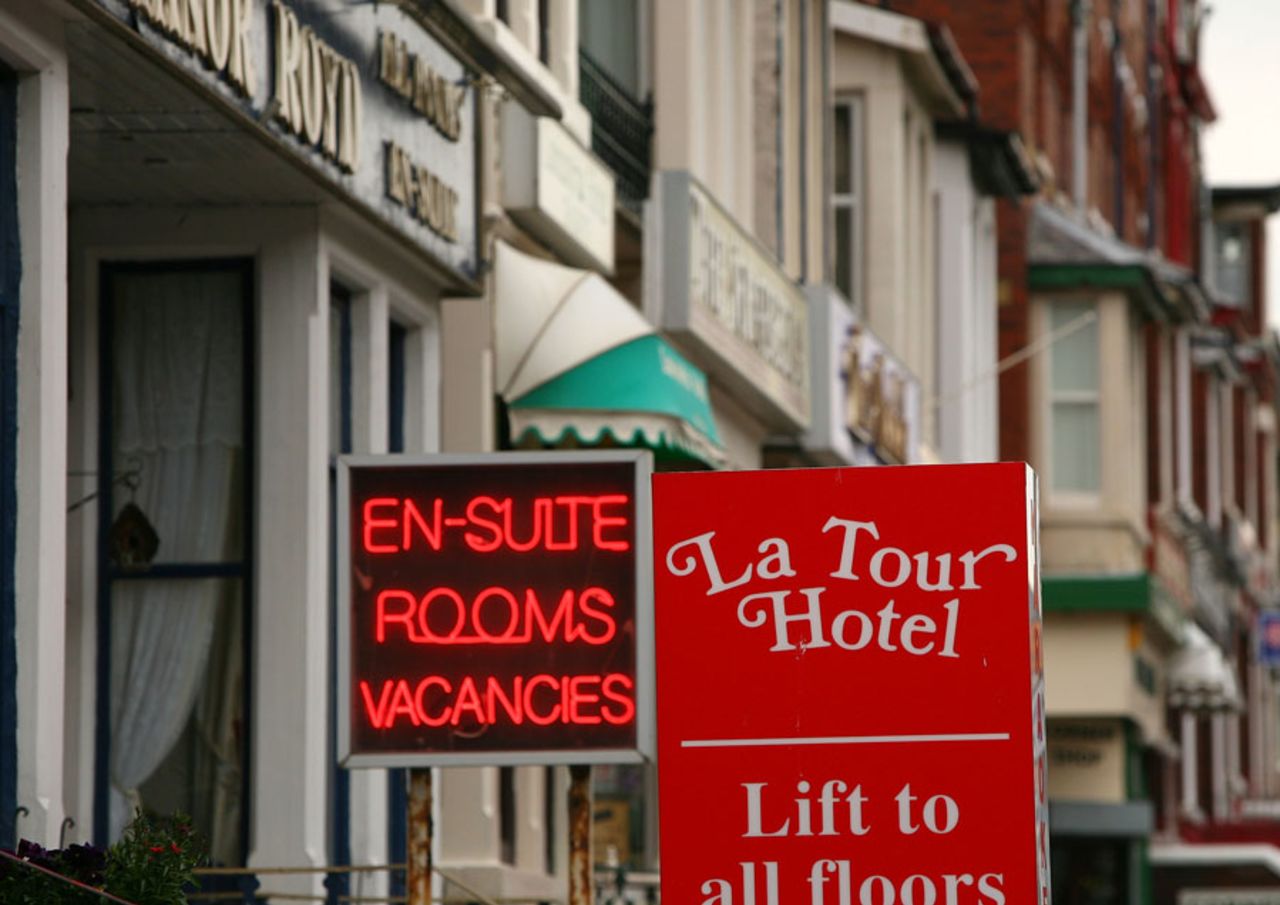 Blackpool Bed and Breakfast hotels advertise to attract French customers, Blackpool, May 14, 2009