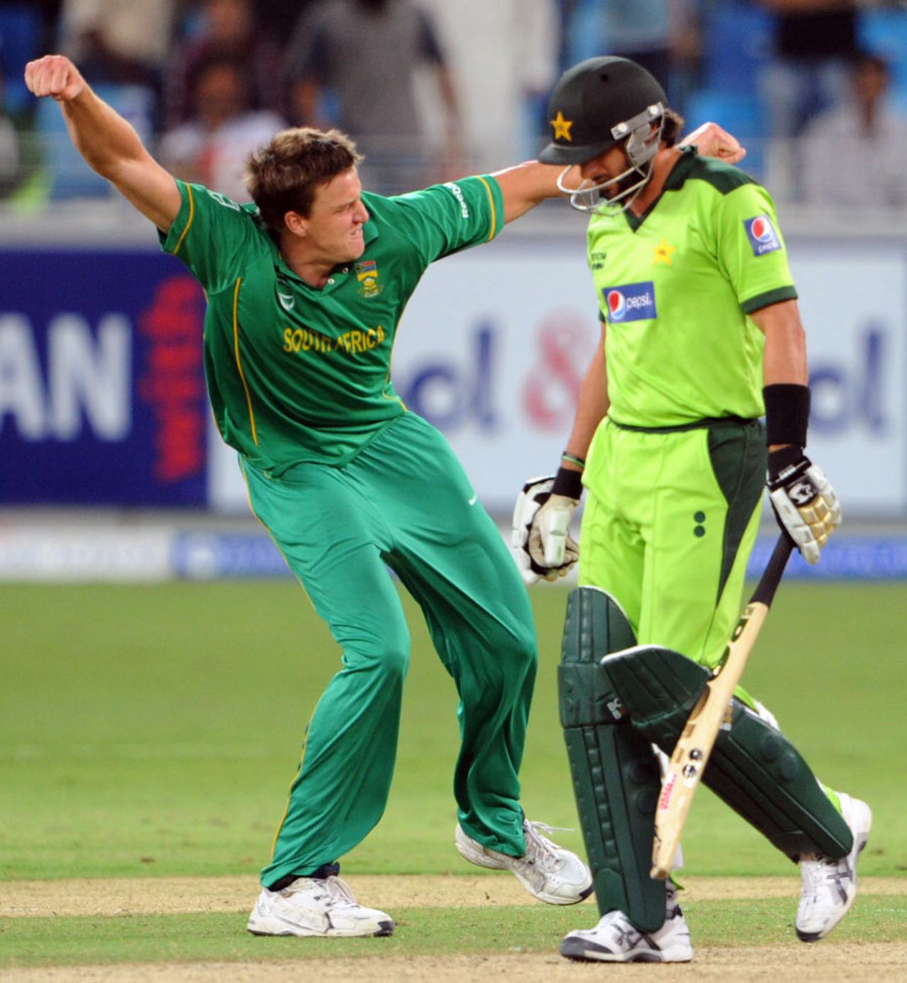 Morne Morkel is pumped up after dismissing Shahid Afridi, Pakistan v South Africa, 3rd ODI, Dubai, November 2, 2010