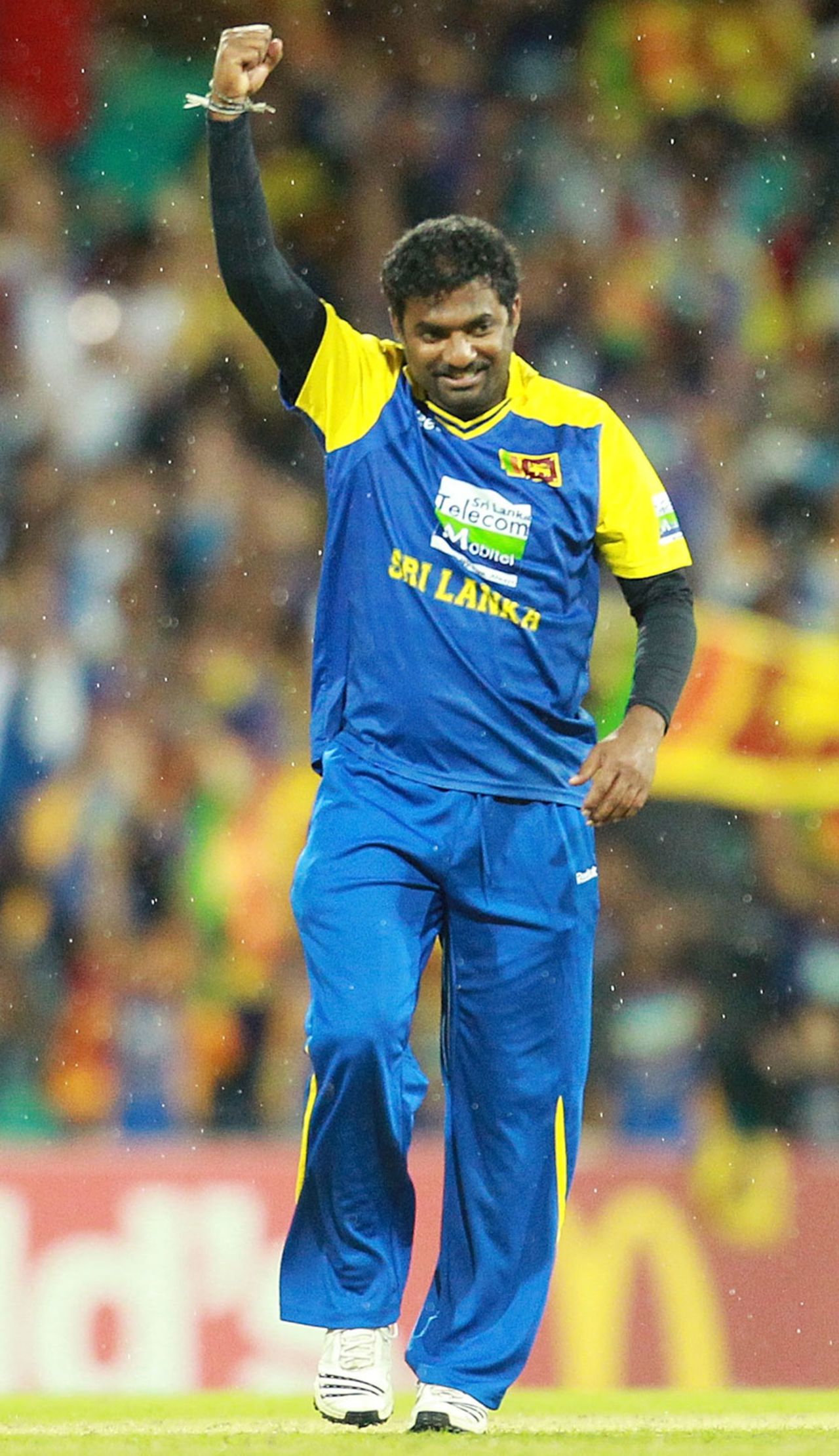 Muttiah Muralitharan celebrates yet another wicket, Australia v Sri Lanka, 2nd ODI, Sydney, November 5, 2010