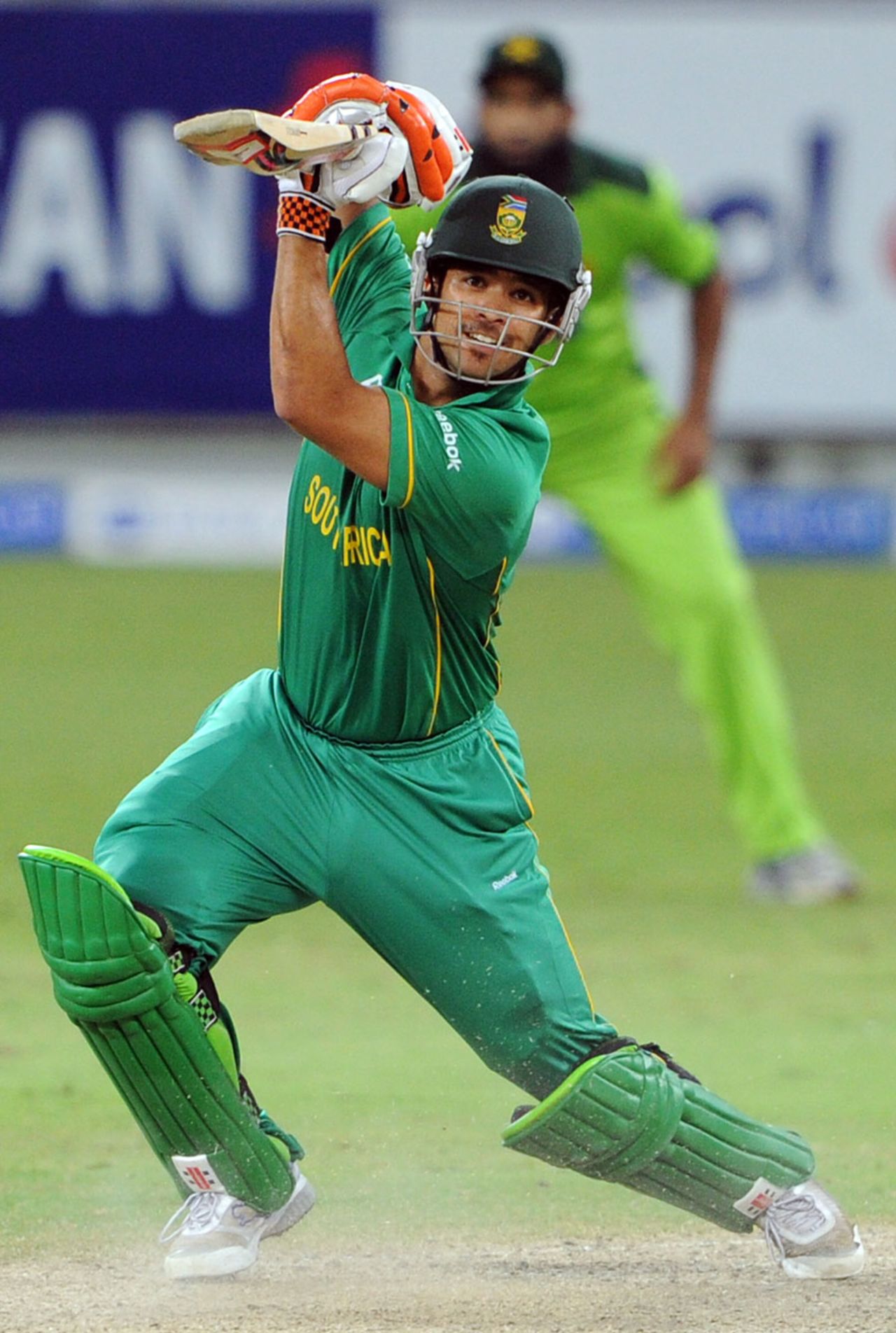 JP Duminy struck eight boundaries in his 41-ball 59, Pakistan v South Africa, 5th ODI, Dubai, November 8, 2010