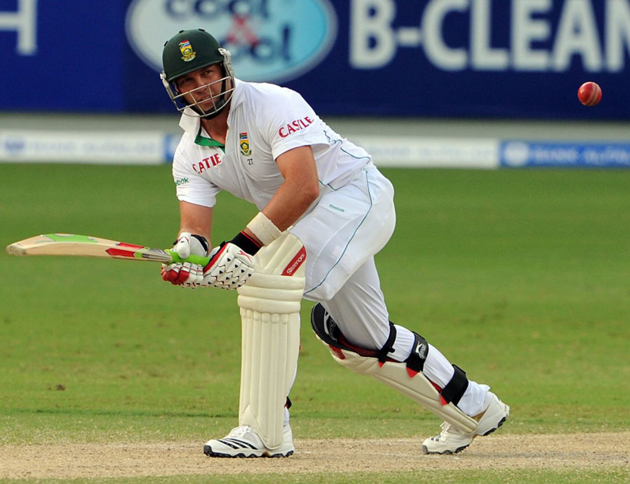 Jacques Kallis was in no rush during his second innings, Pakistan v South Africa, 1st Test, Dubai, 3rd day, November 14, 2010