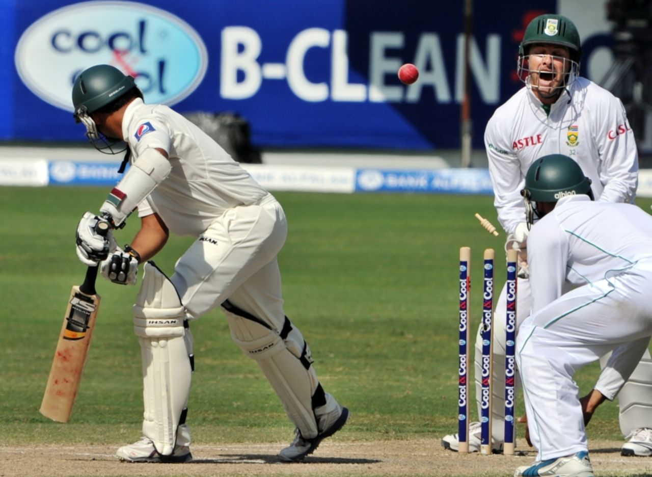 Azhar Ali was bowled by Paul Harris for 63, Pakistan v South Africa, 1st Test, Dubai, November 16, 2010