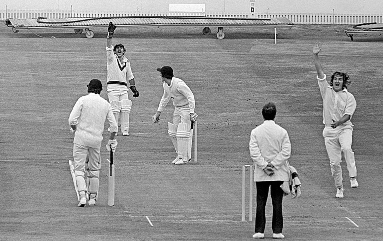 Gary Gilmour traps Alan Knott in front, England v Australia, 1st semi-final, Headingley, World Cup 1975, June 18, 1975